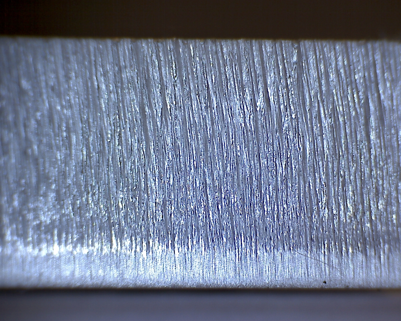 Hier ein Schnittbild von 12mm Alu mit Stickstoff geschnitten